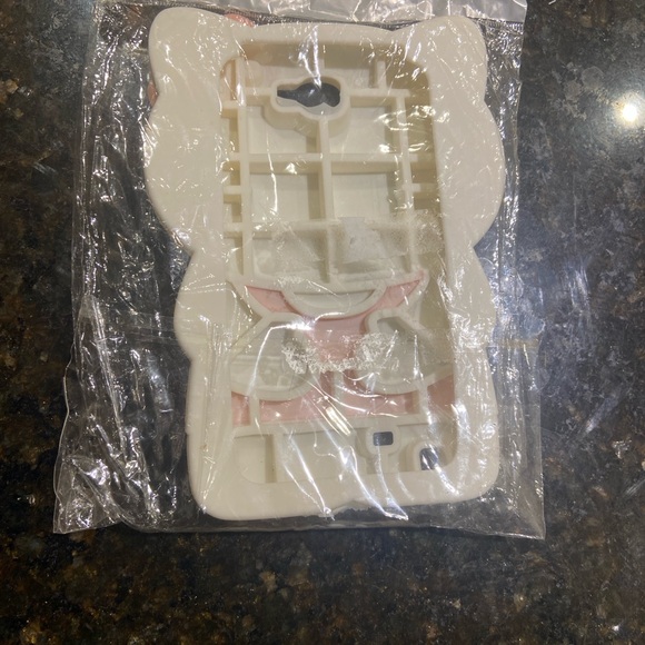 HELLO KITTY RUBBER PHONE CASE - Picture 9 of 11